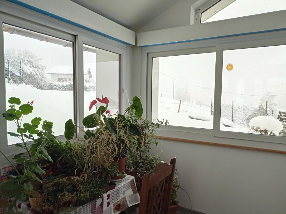 Les Cles De Xoulces Bed & Breakfast Корнимон Екстериор снимка
