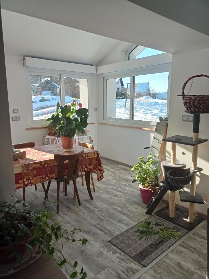 Les Cles De Xoulces Bed & Breakfast Корнимон Екстериор снимка